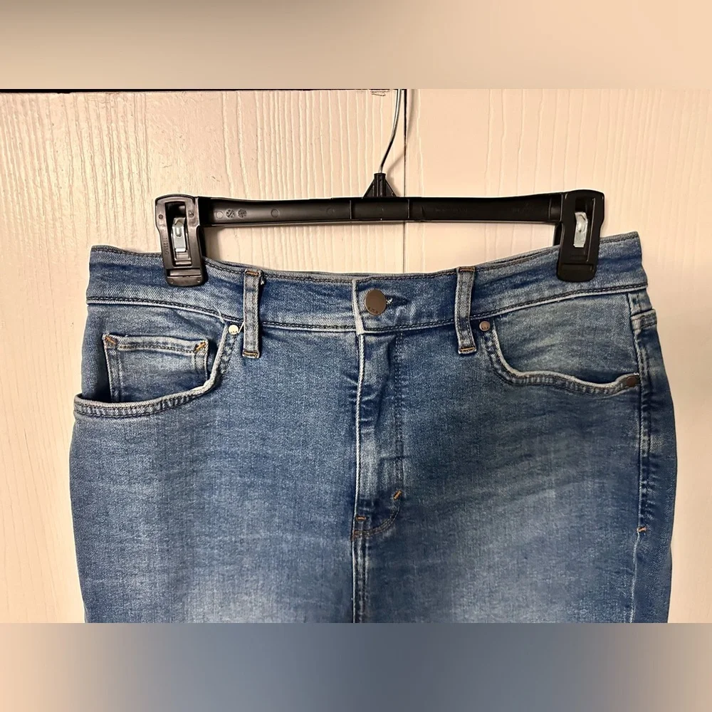 A.N.A High Rise Skinny Jeans - Picture 4 of 4